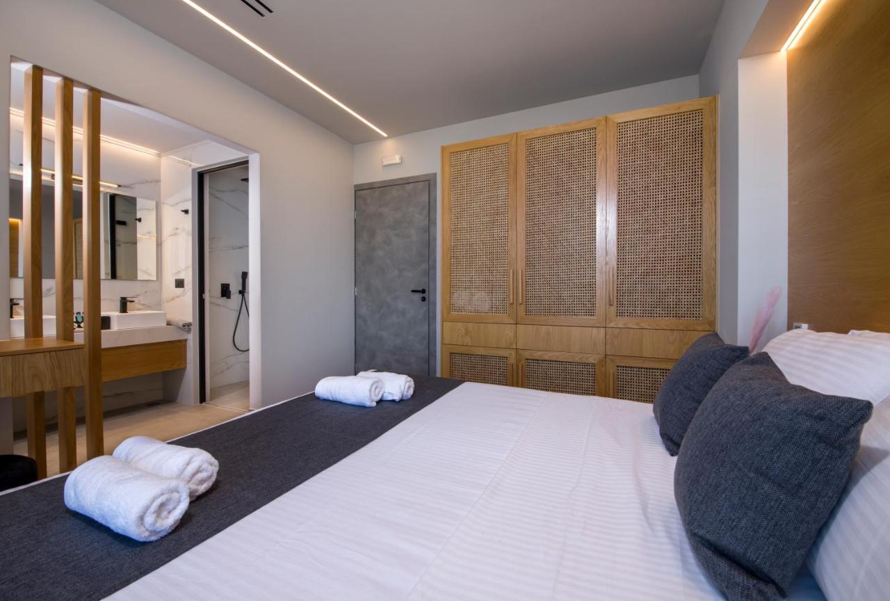 Xenias Luxury
