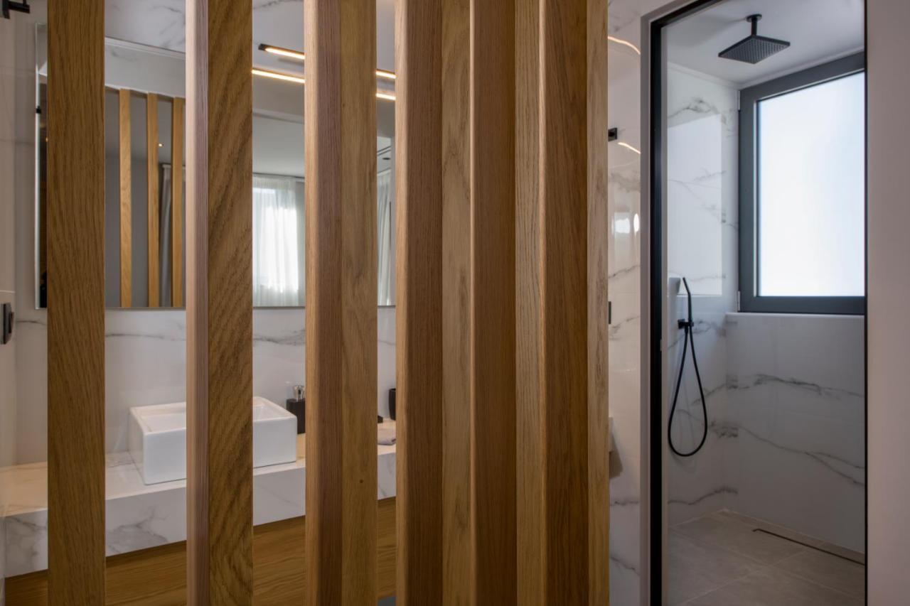 Xenias Luxury