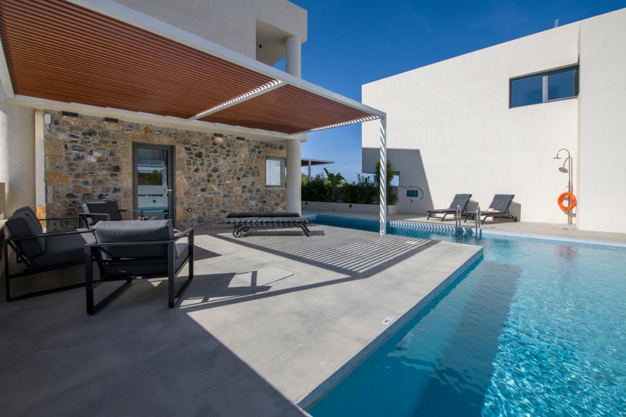 Xenias Luxury Villa Kalathas