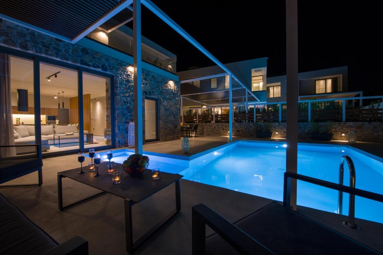 Xenias Luxury Villa