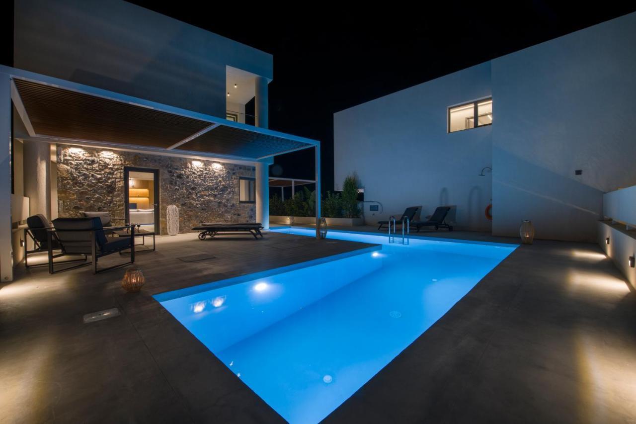 Xenias Luxury Villa